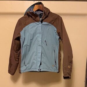 Mountain Hardwear Women’s Two-Tone Snow Jacket